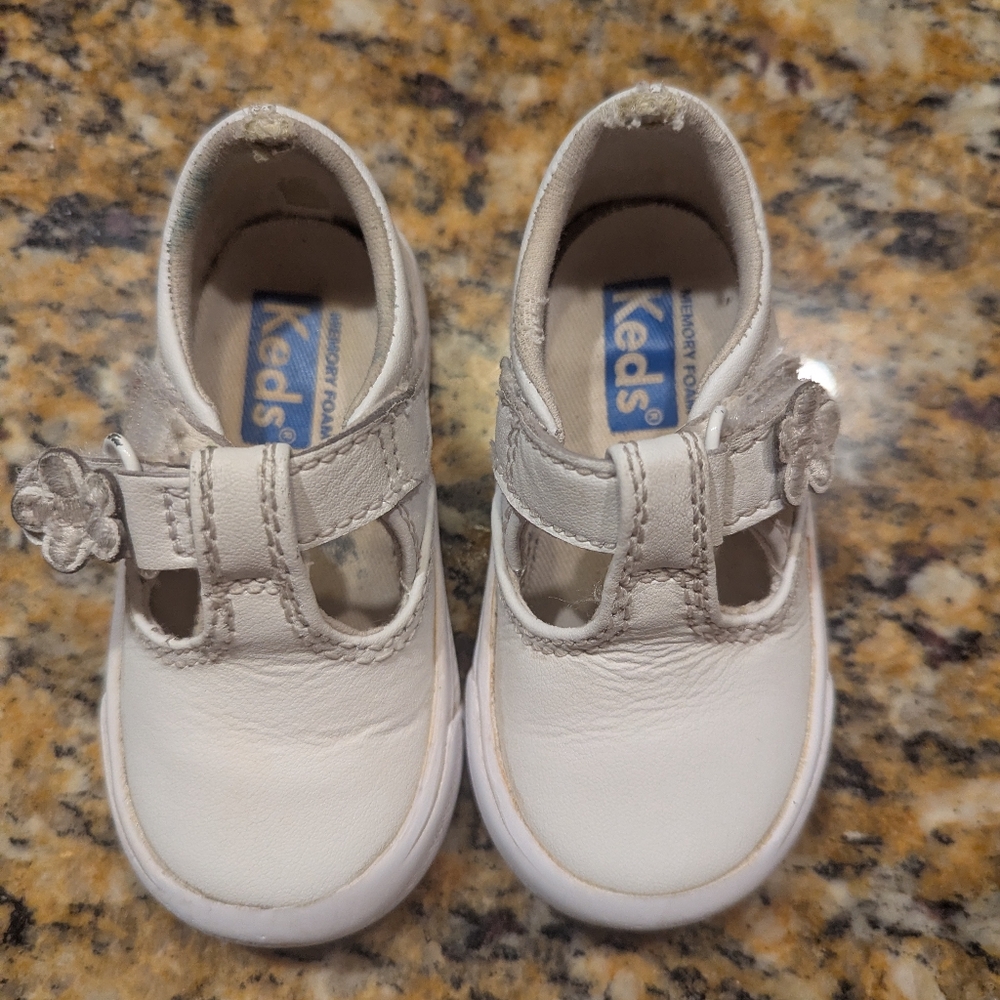 Toddler size 4 Keds